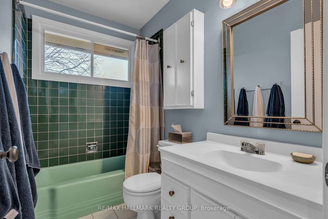 25 Ellery Cres, House other with 4 bedrooms, 2 bathrooms and 3 parking in Nepean ON | Image 19