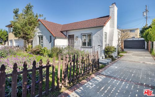 3652 Kelton Ave, Los Angeles, CA, 90034-7105 | Card Image
