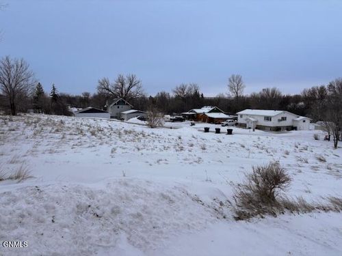 000 Box Elder Street, Plentywood, MT, 59254 | Card Image