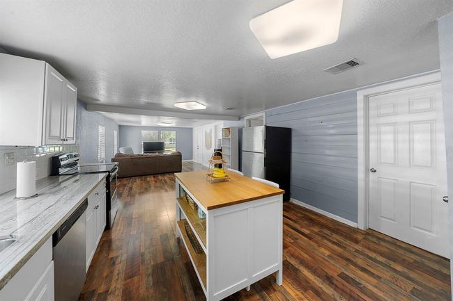Beautiful Granite Countertops | Image 4