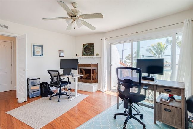 1660 Catalina Ave, House other with 3 bedrooms, 3 bathrooms and 1 parking in Seal Beach CA | Image 42