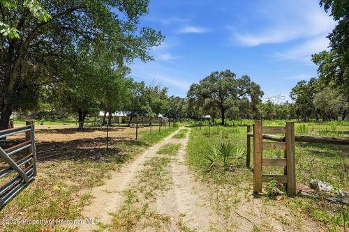 4187 Elwood Rd, SPRING HILL, FL, 34609-2018 | Card Image