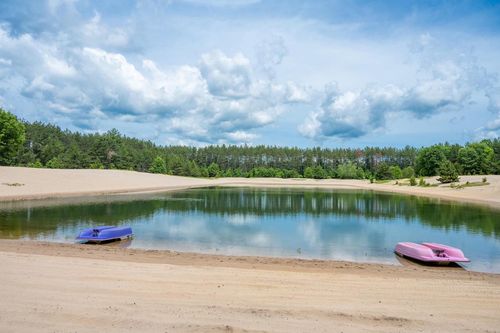 W6080 N Lake Drive, Germantown, WI, 53950 | Card Image