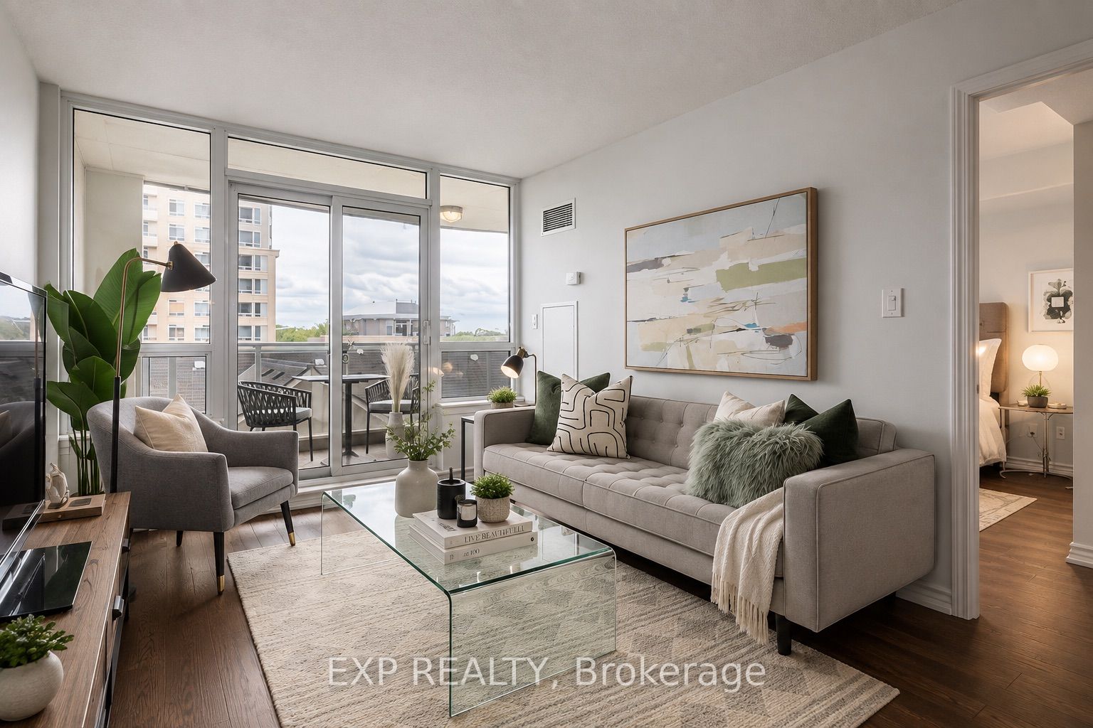 Residential Lease in Toronto C15