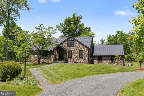 7043 Ferry Rd, NEW HOPE, PA, 18938-9735 | Card Image