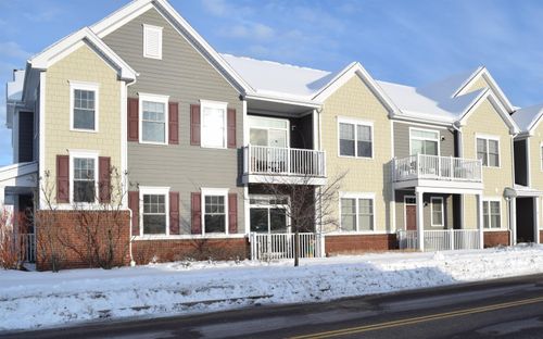 1-155 Holland Ln, Williston, VT, 05495-4206 | Card Image