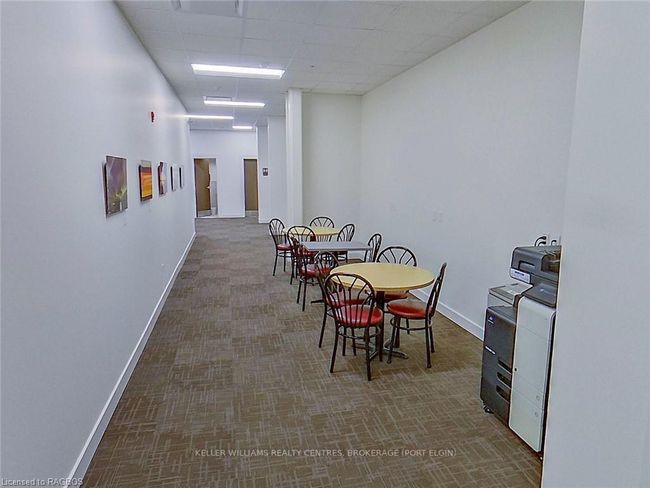 Main Floor: Shared lunch room | Image 13