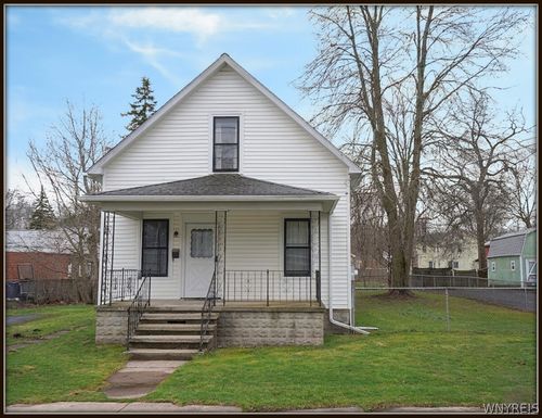 90 Evans St, Lockport, NY, 14094-4626 | Card Image