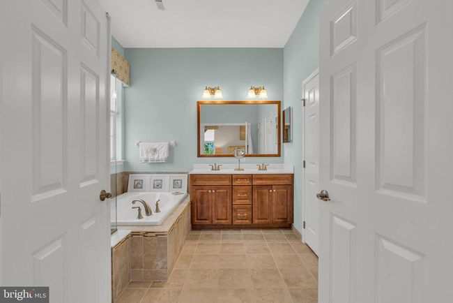 92 Arborridge Dr, House other with 3 bedrooms, 3 bathrooms and null parking in FORKED RIVER NJ | Image 16