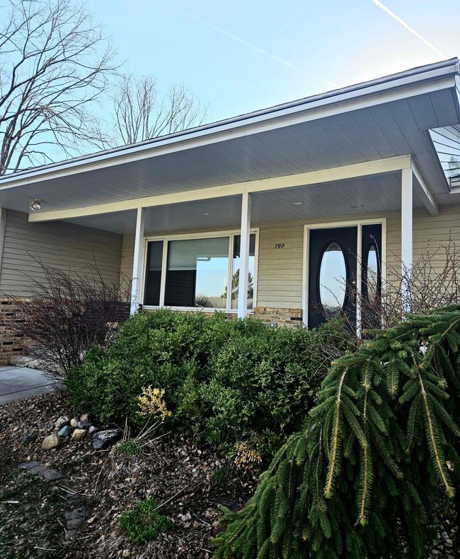 Front Porch | Image 5