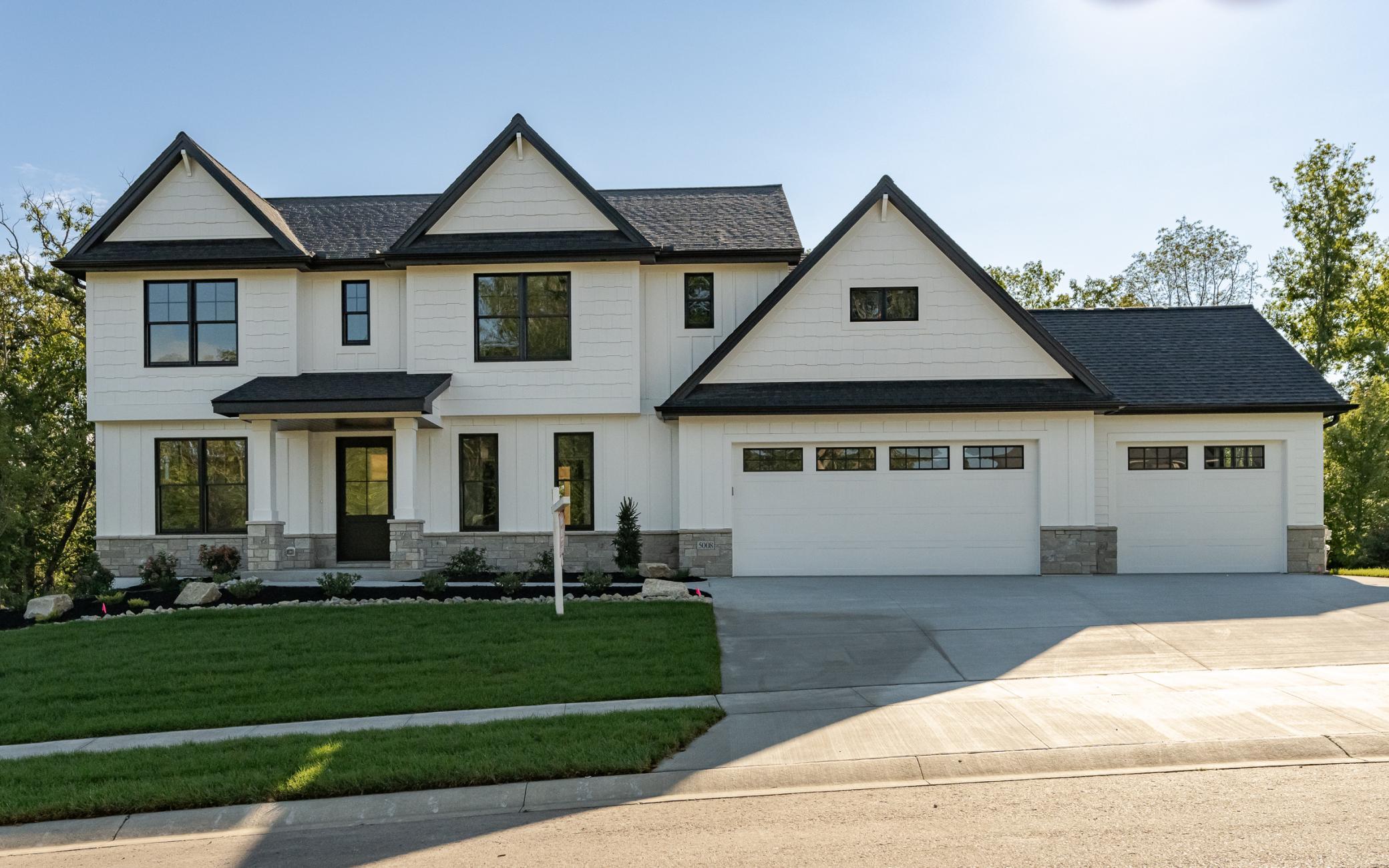 Scenic Dr, Rochester, MN 55902