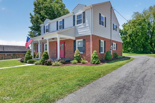 720 Bluff City Hwy, Bristol, TN, 37620-4610 | Card Image