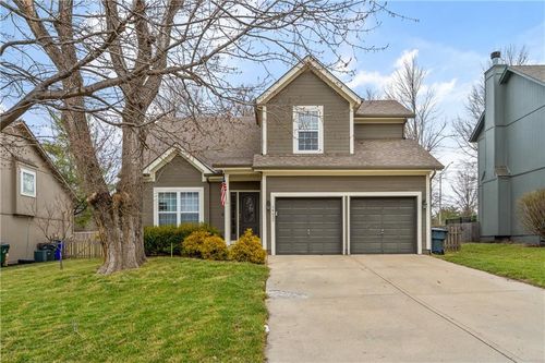 14652 W 151st Ter, Olathe, KS, 66062-3729 | Card Image