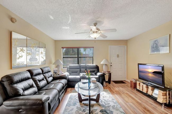 APT-203 - 7166 Golf Colony Ct, Condo with 2 bedrooms, 2 bathrooms and null parking in Lake Worth FL | Image 7