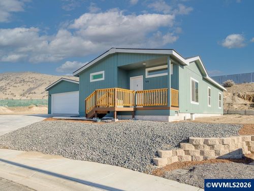 5636 Edith Way, Klamath Falls, OR, 97603-3909 | Card Image