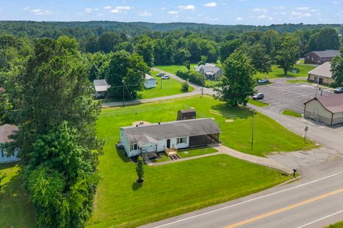 3205 Sylvia Rd, Dickson, TN, 37055-5551 | Card Image