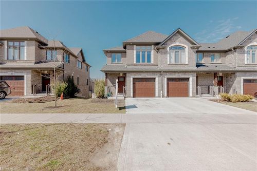 133 Hollybrook Trail, Kitchener, ON, N2R0P1 | Card Image