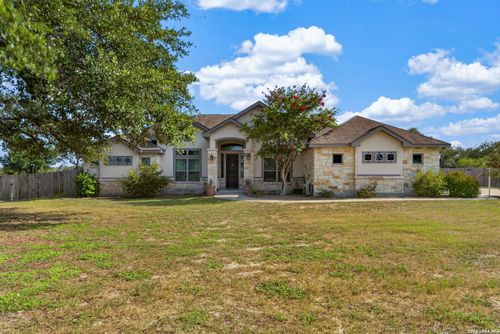 129 Vintage Ranch Cir, La Vernia, TX, 78121-4780 | Card Image