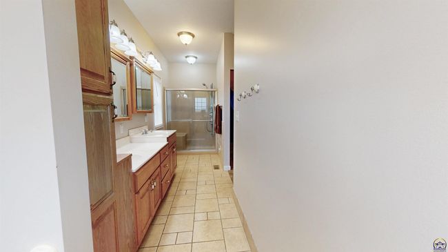 19620 S Jordon Ter, House other with 5 bedrooms, 3 bathrooms and null parking in Scranton KS | Image 41
