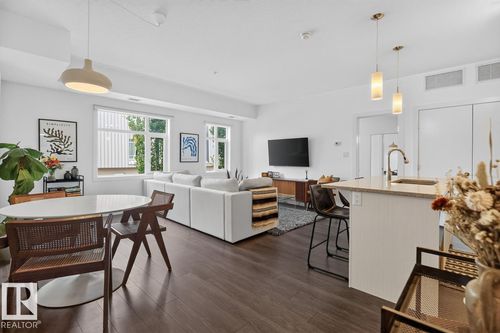 206-8525 91 St Nw, Edmonton, AB, T6C3N1 | Card Image