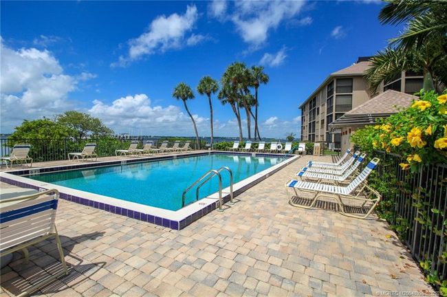 APT-304 - 4490 Sandpebble Trce, Condo with 2 bedrooms, 2 bathrooms and null parking in STUART FL | Image 31