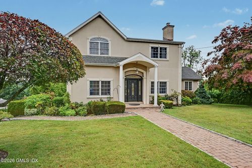 52 Francis Ln, Greenwich, CT, 06831-4912 | Card Image