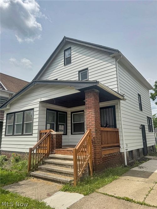 4928 E 84th St, Garfield Heights, OH, 44125-2006 | Card Image