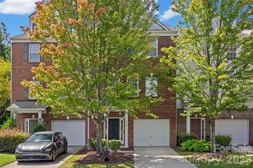 2627 Early Flight Dr, Charlotte, NC, 28262-1648 | Card Image