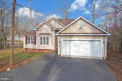 550 Harrison Cir, LOCUST GROVE, VA, 22508-5304 | Card Image
