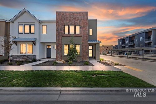 3238 S Shadywood Way, Boise, ID, 83716-7222 | Card Image