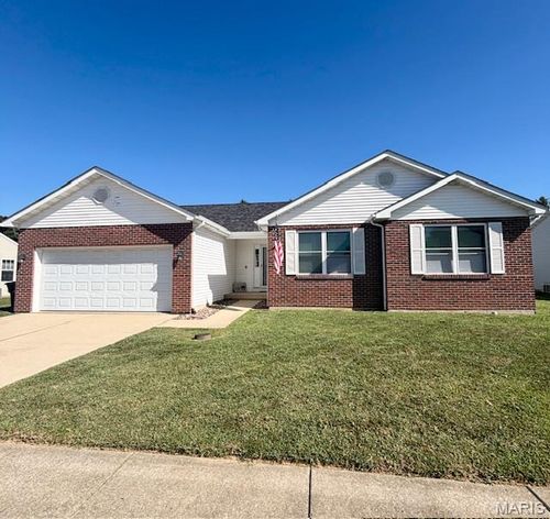 113 E Harrisonville Dr, Valmeyer, IL, 62295-3105 | Card Image