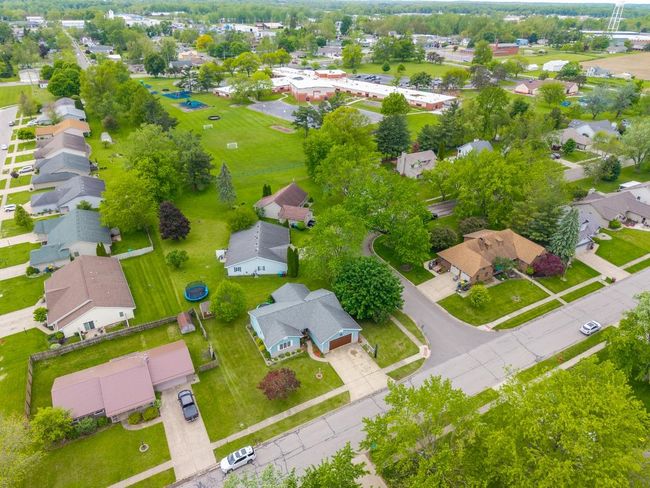 705 Pine Run, House other with 3 bedrooms, 2 bathrooms and null parking in Angola IN | Image 26