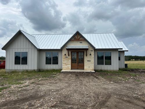 8-2240 S Ranch Road 783, Harper, TX, 78631-9381 | Card Image