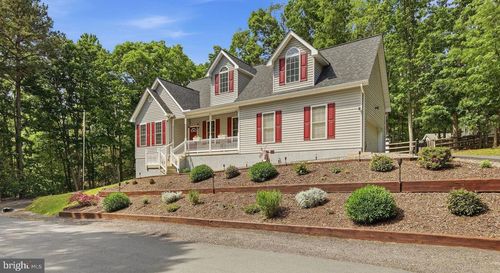 12976 Mariners Cir, LUSBY, MD, 20657-2608 | Card Image