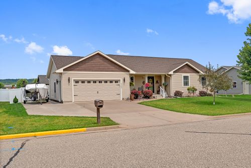 2190 River Rd, Sparta, WI, 54656-2388 | Card Image
