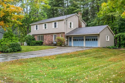 129 Sunderland Drive, Auburn, ME, 04210 | Card Image