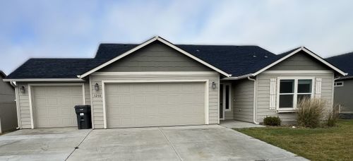 3260 Harvest Bluff Dr, Cheney, WA, 99004-5331 | Card Image