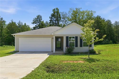 7432 Humble Farm Dr, Liberty, NC, 27298-8731 | Card Image