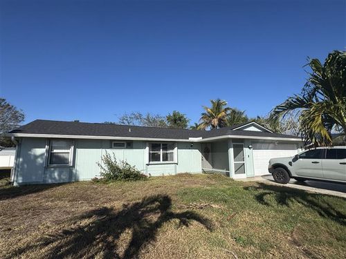 607 Se Dean Ter, Port St. Lucie, FL, 34984-6410 | Card Image