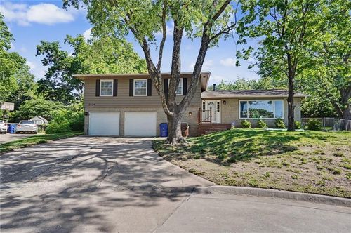 2624 Bardith Ct, Lawrence, KS, 66046-4536 | Card Image
