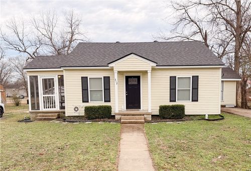 312 E H St, Russellville, AR, 72801-3831 | Card Image