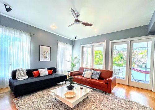 211 Marion Pl Ne, Atlanta, GA, 30307-2729 | Card Image