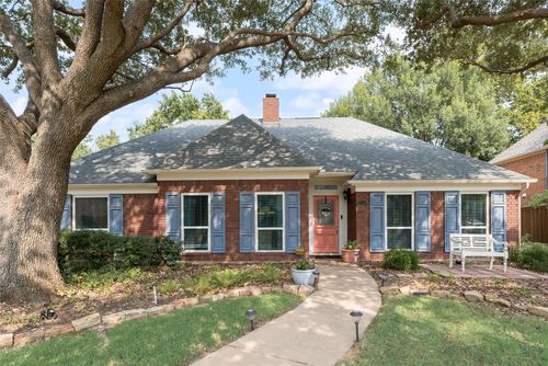 2140 Strathmore Dr, Highland Village, TX, 75077-7085 | Card Image