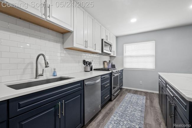 10-web-or-mls-_2055503.jpg | Image 10