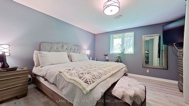 92 N Murray St, House other with 3 bedrooms, 3 bathrooms and 5 parking in Quinte West ON | Image 24