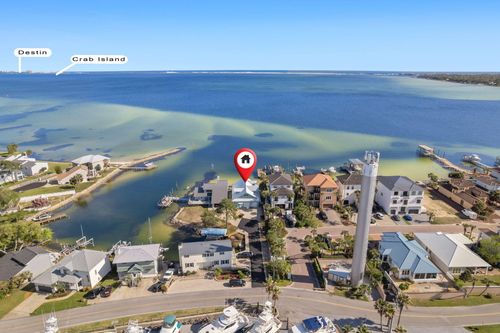 101 Starboard Dr, Shalimar, FL, 32579-1224 | Card Image