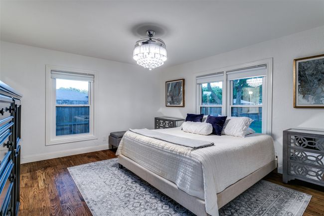 854 E Wall St, House other with 3 bedrooms, 2 bathrooms and null parking in Grapevine TX | Image 18