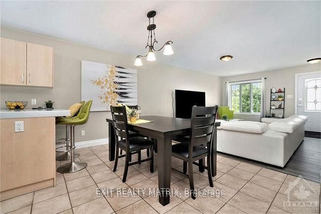 6 Telegraph Cres, House attached with 3 bedrooms, 2 bathrooms and 4 parking in Alfred ON | Image 5
