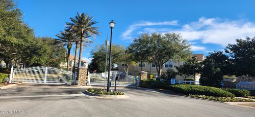 3-1716 Forest Lake Cir E, Jacksonville, FL, 32225-9546 | Card Image
