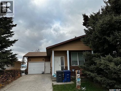308 1st St E, Spiritwood, SK, S0J2M0 | Card Image